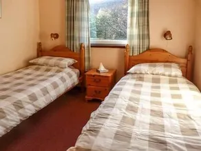 5 Innes Maree - Image 5