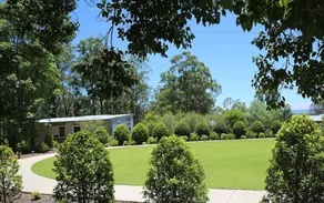Honeybee Country Accommodation - Image 2