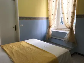 Moon Bay House - Image 3