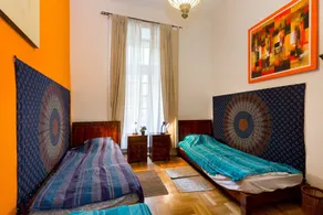 Maharaja Apartments and Rooms - Image 2