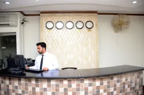 Mirage Hotel Lahore - Image 2