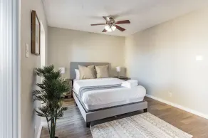1BR Flat with Stunning River Views - Image 4