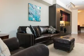 Sarkar Suites - CN Tower Rogers Centre - Image 3