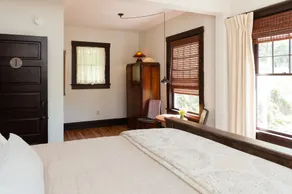 Marshall House Inn - Image 3