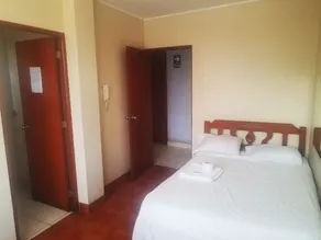 Hostal Elegant - Image 3