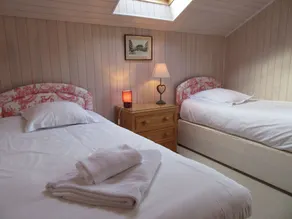Tidy chalet in the woods of the beautiful Dordogne - Image 5