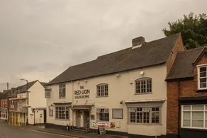 The Red Lion - Image 4