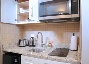 Midtown Suites - Image 5