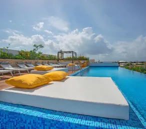 THE CITY Luxury Suites - Image 4