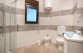 Beautiful Home in Galizana With 6 Bedrooms, Wifi and Outdoor Swimming Pool - Image 4