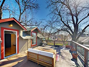 East Austin Bungalow - 3 Br Home - Image 4