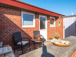 Beautiful Holiday Home in Henne Near Sea - Image 2