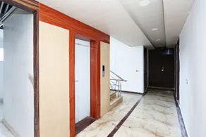 Capital O Hotel Rosewood Inn - Image 5