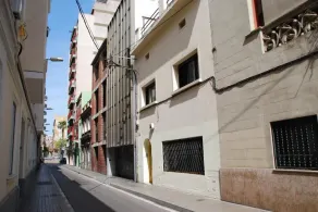 Casita Amarilla - Image 2