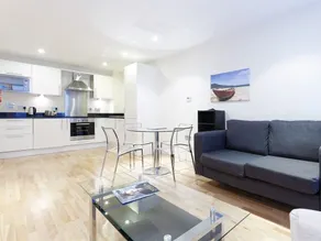 City Stay Serviced Apartments - Image 3