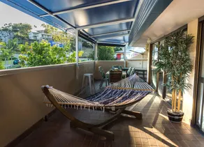 Colonial Court Holiday Apartments - Image 2
