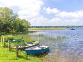 Nice Apartment With a Dishwasher Near a Recreational Lake - Image 5