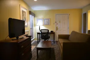 Hawthorn Suites by Wyndham Dallas / Love Field Airport - Image 5