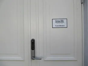 Grenna Hills Guesthouse - Image 3