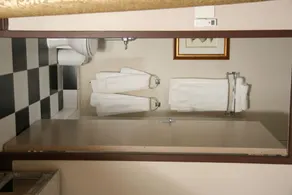 Tudor Hotel - Image 2