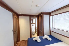 Ada Dreams / Boat - Image 4