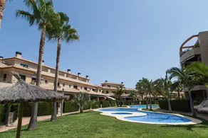 Lujoso apartamento con piscina interior - Image 5