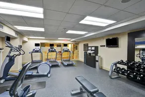 Hampton Inn Silver Spring - Image 4