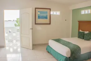 Hotel Central Station Tulum - Image 2