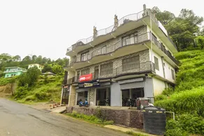 Royal Residency Hotel - Image 4