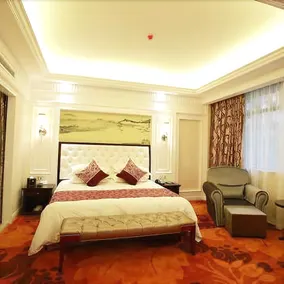 Modern Square Hotel - Image 2