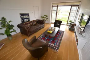 Cherry Blossom / 2-bed home on Osea Island, Essex - Image 5