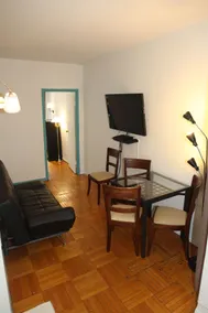 West Side Apartment - Image 2