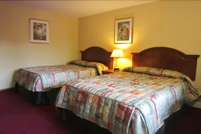 Sunset Motel - Image 1