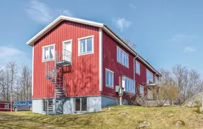 Amazing Home in Konga With 9 Bedrooms, Sauna and Wifi - Image 5