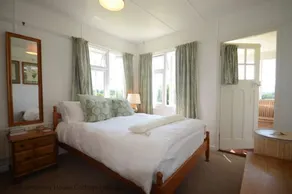 Spring Harbour - Image 2