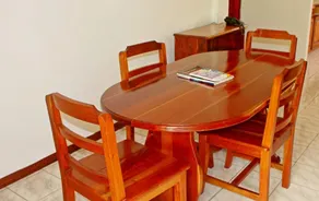 Vicky's Holiday Apartments - Image 2