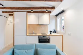 Charming Loft in La Latina, Close to City Centre - Image 2