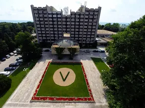 Grand Hotel Varna - Image 4