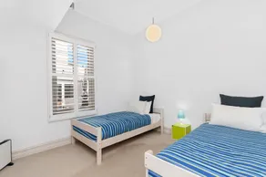 Riverend Regent - Image 2