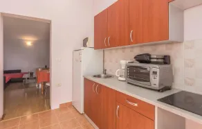 2 quartos alojamento em Kastel - Image 2