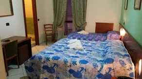 Tourist - Image 4