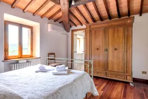 Villa With 9 Bedrooms in Sinalunga, With Wonderful Mountain View, Private Pool, Enclosed Garden - 80 km From the Beach - Image 3
