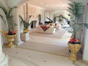 Stradella Court Mansion - Image 3