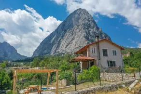Secluded Villa With on Mountainside in Antalya - Image 4
