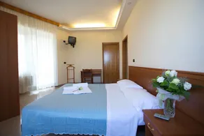Hotel President - Image 4