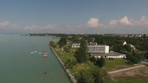 Part Hotel - Image 4