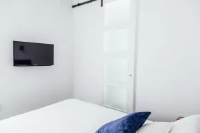 LeQube Apartments - Image 4
