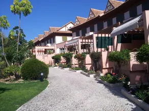 3 bedrooms house with shared pool and enclosed garden at Islantilla Huelva 1 km away from the beach - Image 2