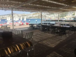 Estrella Beach Hotel - Image 2