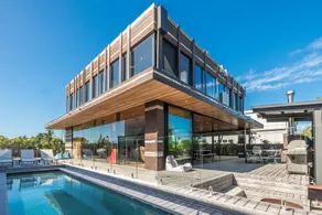 Your Luxury Escape - Beach Box - Image 5